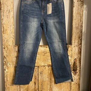 Evidnt Los Angeles Straight Legged Cropped Jean, NWT, Size 26
